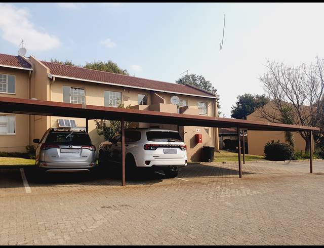 2 BEDROOM APARTMENT TO LET IN VORNA VALLEY